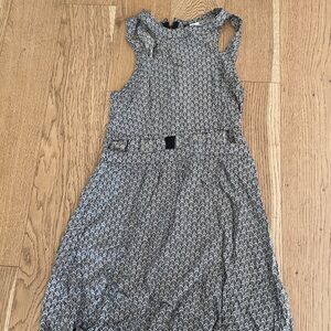 H&M spring dress arrow pattern